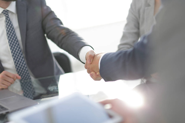confident handshake of business partners - Foto, Imagem
