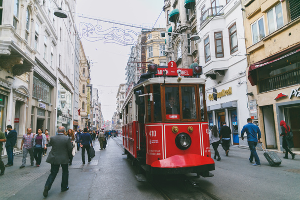 red tram - Foto, Imagem