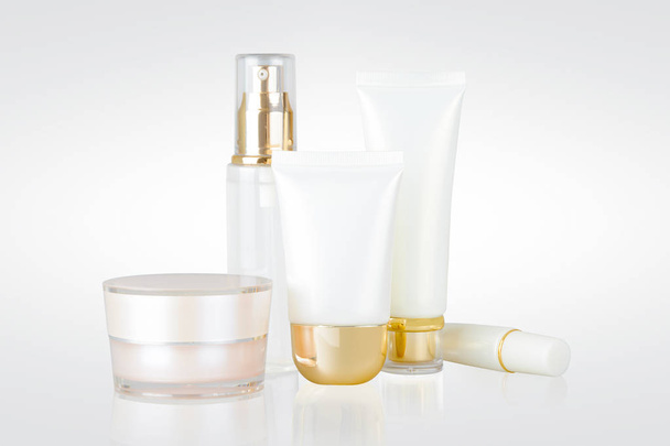 set van cosmetische containers - Foto, afbeelding