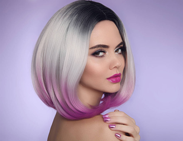 Ombre bob short hairstyle. Beautiful hair coloring woman. Manicu - Photo, Image