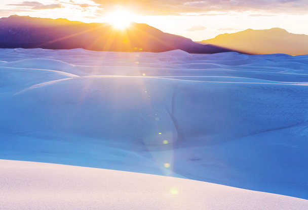 Unusual White Sand Dunes at White Sands National Monument, New Mexico, USA - Fotografie, Obrázek