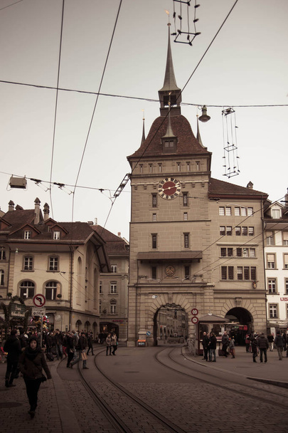 Le Zytglogge de Berne, l'horloge astronomique et la tour d'entrée - Photo, image