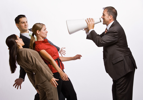 Бізнесмен кричить у співпраці з мегафоном
 - Фото, зображення