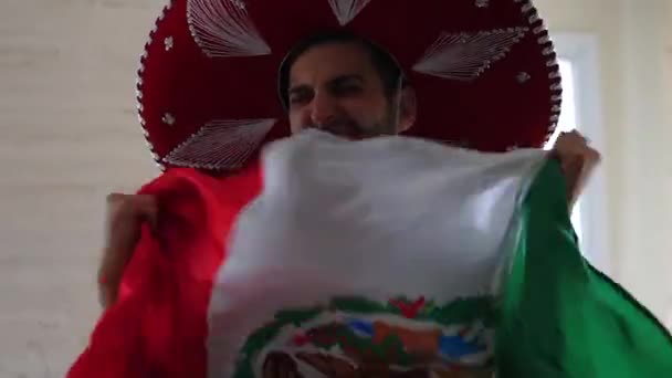 Μεξικάνικη Fan γιορτάζει στο σπίτι - Πλάνα, βίντεο