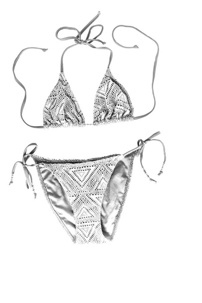  bikini da spiaggia lavorato a maglia isolato su sfondo bianco
 - Foto, immagini