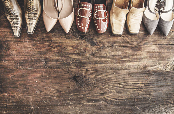 女性靴ハイアングル - 写真・画像