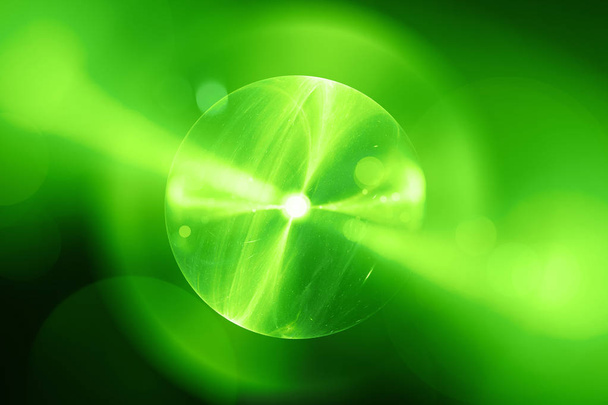 緑輝くプラズマ球宇宙フラクタル - 写真・画像