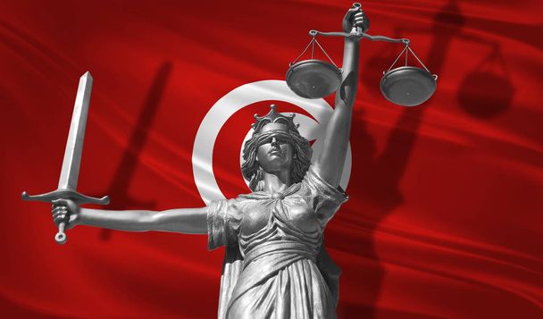 Dekking over het recht. Standbeeld van god van Justitie Themis met achtergrond van de vlag van Tunesië. Originele standbeeld van Justitie. Femida, met schaal, symbool van Justitie met de vlag van Tunesië, 3D-rendering. - Foto, afbeelding