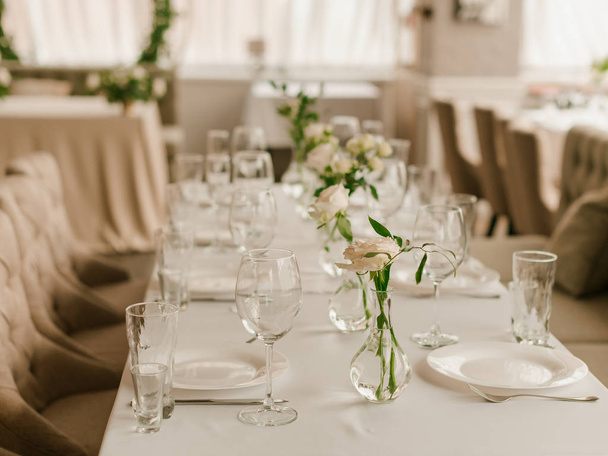 served table - Foto, Bild