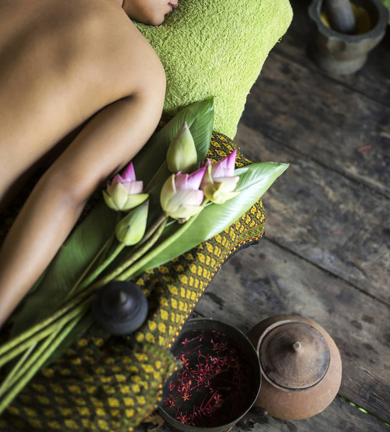 παραδοσιακά Ασίας ταϊλανδέζικο μασάζ τροπικό θεραπεία spa  - Φωτογραφία, εικόνα