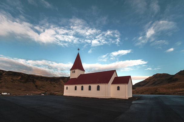 Vik Kirche Island - Foto, Bild