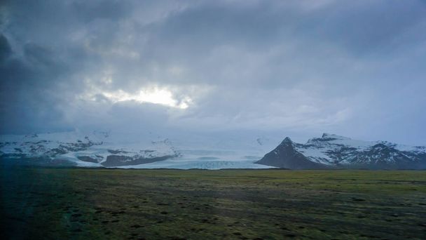 Vatnajokull glacier Iceland far view from road trip - Valokuva, kuva