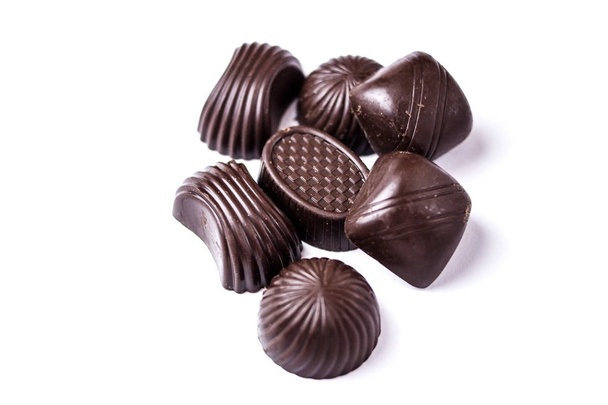 csokoládé cukorka fehér háttér - Fotó, kép