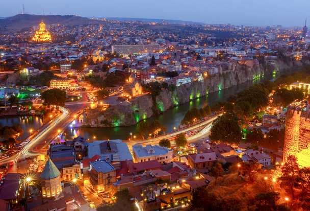 Tbilisi. Pohled na město v noci. - Fotografie, Obrázek