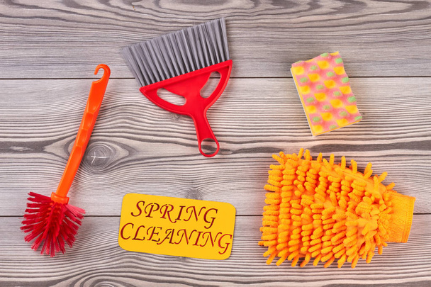 Herramientas y productos para la limpieza de casas
. - Foto, Imagen