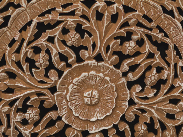 Decoratieve houten getextureerde Bulguksa interieur. Carv - Foto, afbeelding