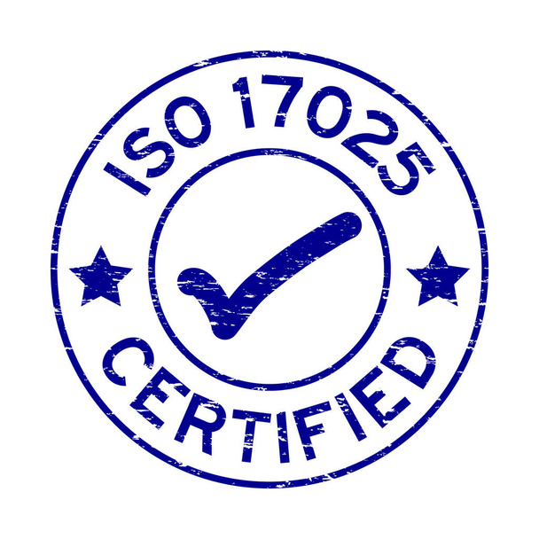 Grunge blu ISO 17025 certificato con marchio icona rotonda gomma sigillo timbro su sfondo bianco
 - Vettoriali, immagini