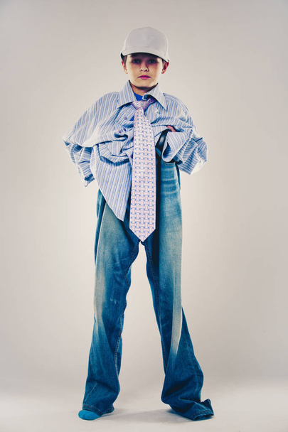 funny boy wearing Dad's clothes - Foto, afbeelding