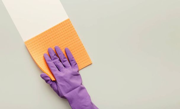 Hand schoonmaak achtergrond, witte oppervlak, wassen voor en na effect - Foto, afbeelding