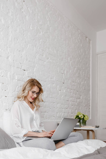 Woman Freelancer Working at Home - Photo, image