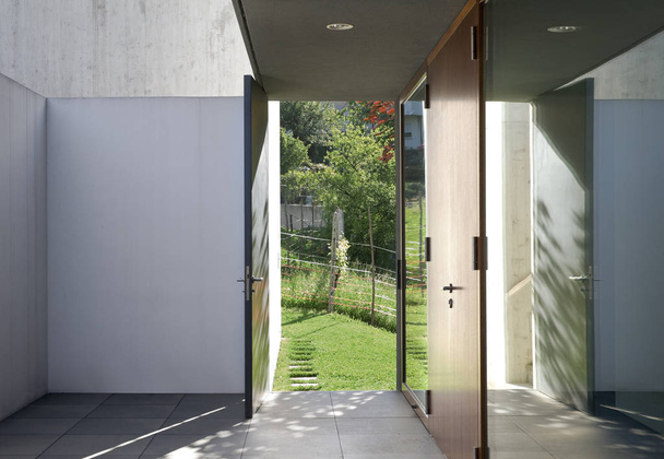 Entrance of modern style villa - 写真・画像