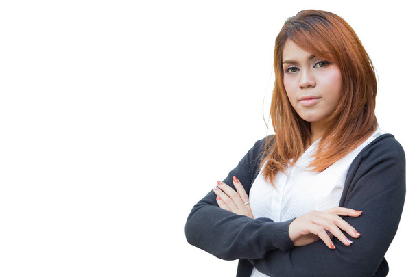 Selbstbewusst aussehende smarte Bürofrauen asiatisch schminken gefärbte Haare isoliert mit Clipping-Pfad - Foto, Bild