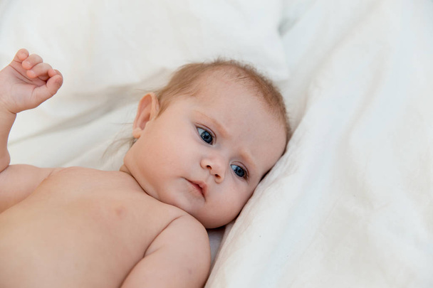 Newborn infant baby - Foto, afbeelding