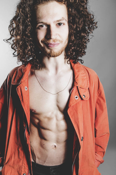 Young and attractive and muscular ginger man portrait - 写真・画像