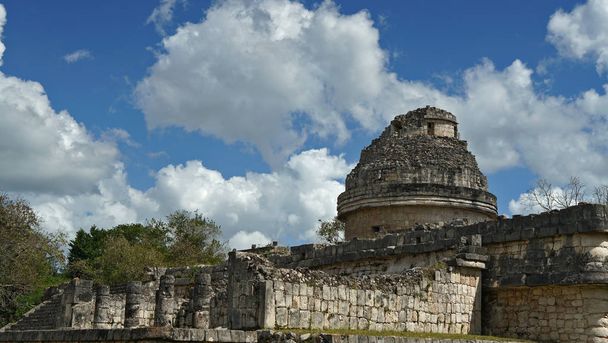 Chichen Itza, Maya piramide in Yucatan, Mexico. Het is een van de  - Foto, afbeelding