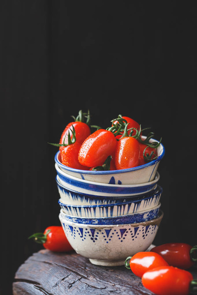 Plum tomatoes-Cherry tomatoes - 写真・画像