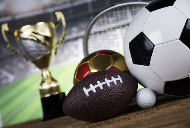 Premios Copas de ganadores, Equipamiento deportivo y pelotas
 - Foto, imagen