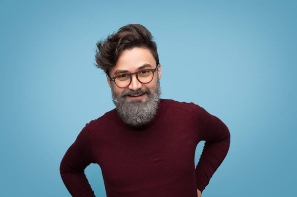 Adult man with gray beard - Fotoğraf, Görsel