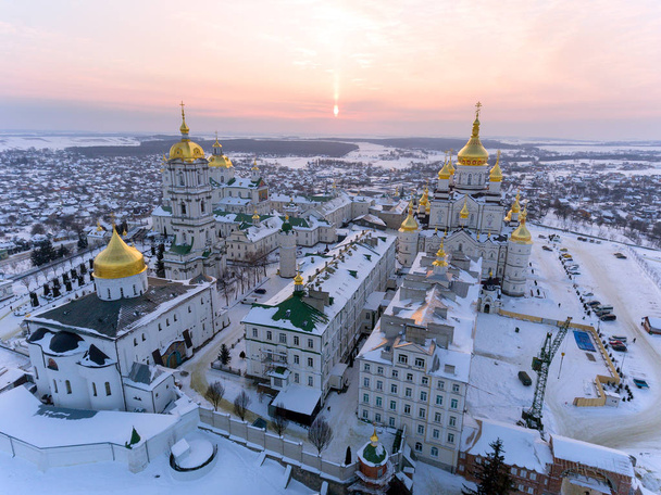 Die Lavra-Kirche in Pochaev, Ukraine - Foto, Bild