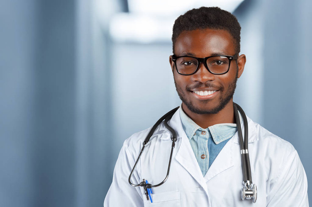 African american male doctor - Fotoğraf, Görsel