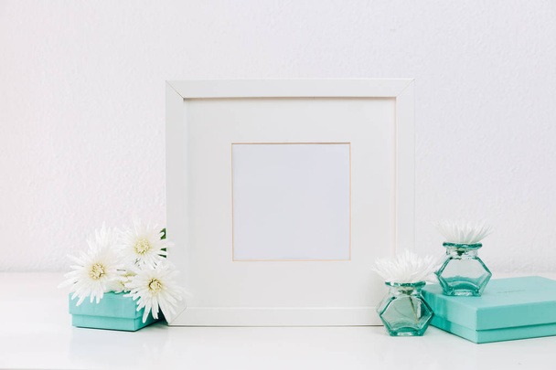 White Frame Mock Up. Minimal Template with spring flowers  - Foto, immagini