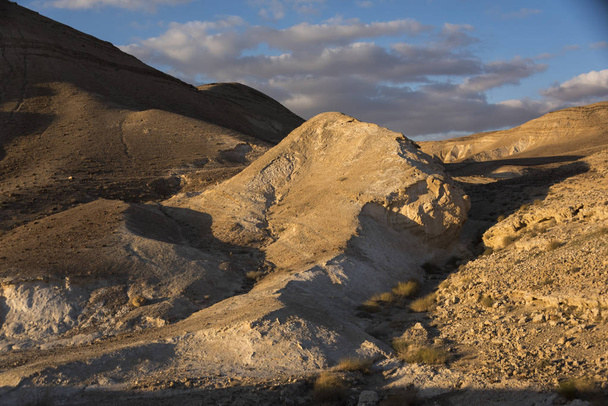 Vista panorâmica do deserto, Deserto da Judéia, Região do Mar Morto, Israel
 - Foto, Imagem