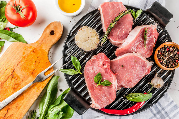 Syrové maso, vepřové steaky  - Fotografie, Obrázek