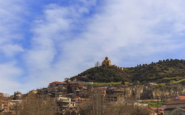 Az egyik a templomok, a hegyen, Tbiliszi - Fotó, kép