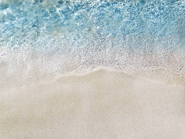 víz textúra homokos strand Nyári nyaralás háttér - Fotó, kép