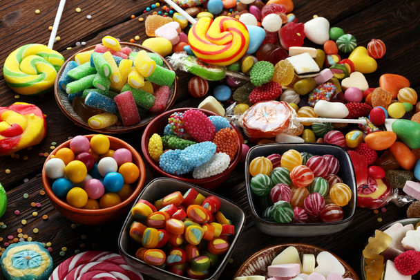 цукерки з желе і цукром. барвистий масив різних дітей
 - Фото, зображення
