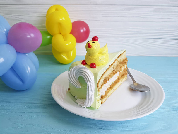 Παιδική τούρτα κομμάτι μπαλόνι - Φωτογραφία, εικόνα