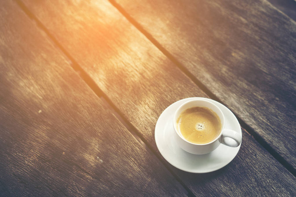 良い日は朝のブラック コーヒー - 写真・画像