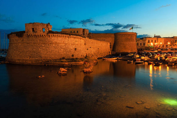 Evening Gallipoli Castle, Puglia,  Italy - Фото, изображение