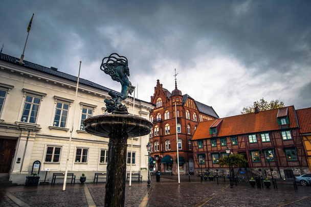 Ystad - October 22, 2017: Historic center of the town of Ystad i - Foto, imagen