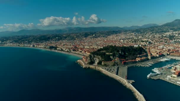 Letecký pohled na město Nice Francie a Středozemní moře - Záběry, video