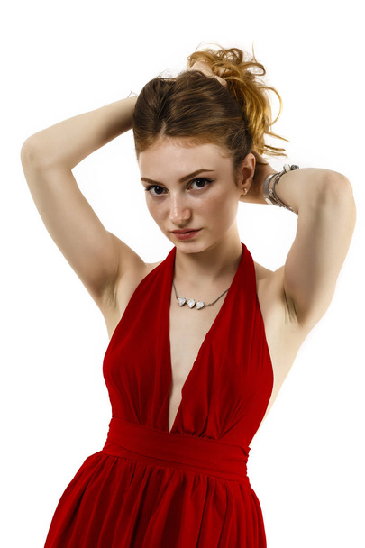 赤い髪とそばかすの美しい女性の肖像画 - 写真・画像