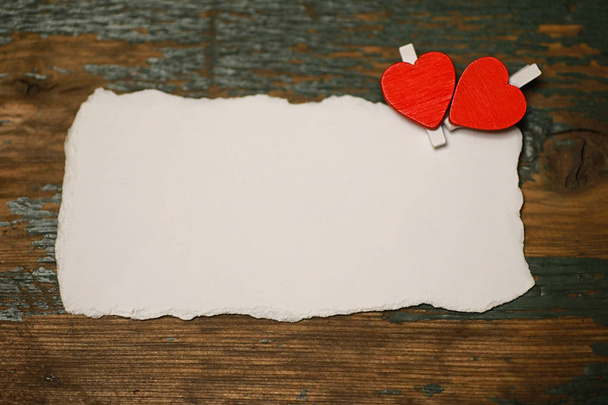 papel blanco notas de amor y forma de corazón
 - Foto, Imagen