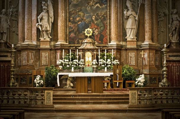 altaar in een abdij in Oostenrijk - Foto, afbeelding
