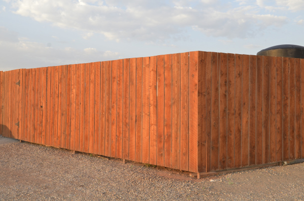 Solo una recinzione
 - Foto, immagini
