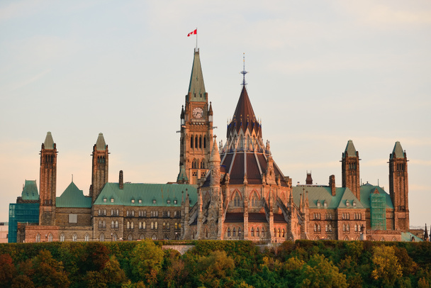 budynek Parlamentu w wzgórze Ottawa - Zdjęcie, obraz